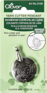 Clover Yarn Cutter Pendant Antique Silver, 2.76 x 8.35 x 14.44 cm